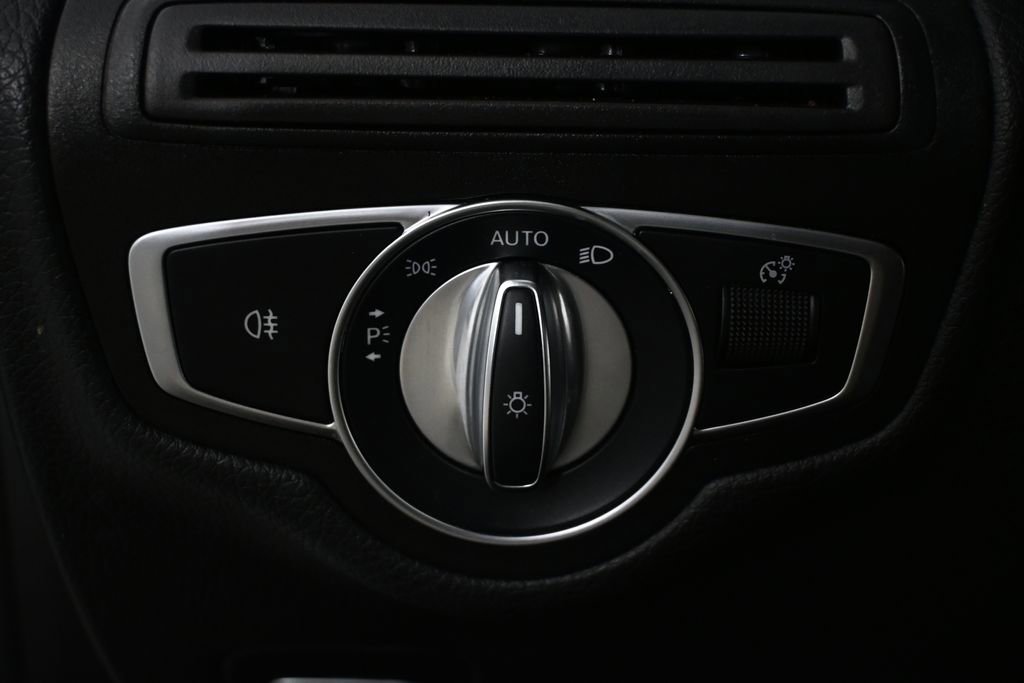 Certified 2018 Mercedes-Benz GLC 300 image 8