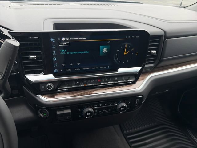 Used 2025 Chevrolet Silverado 1500 LT AWD/4WD image 23