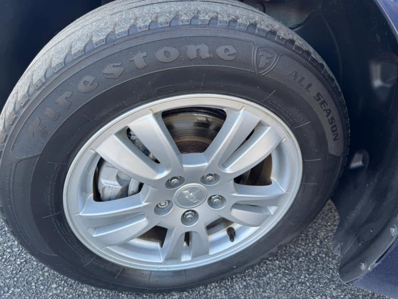 Used 2015 Chevrolet Sonic LT FWD image 35