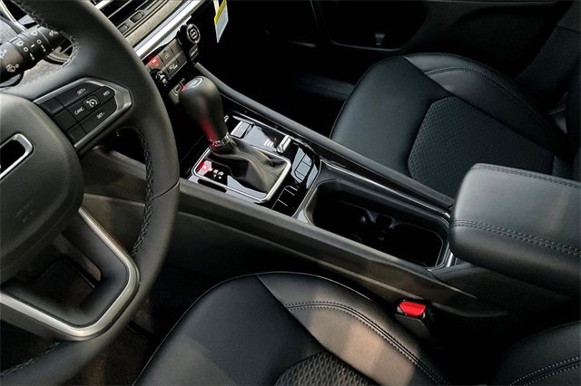 New 2026 Jeep Compass Latitude image 8