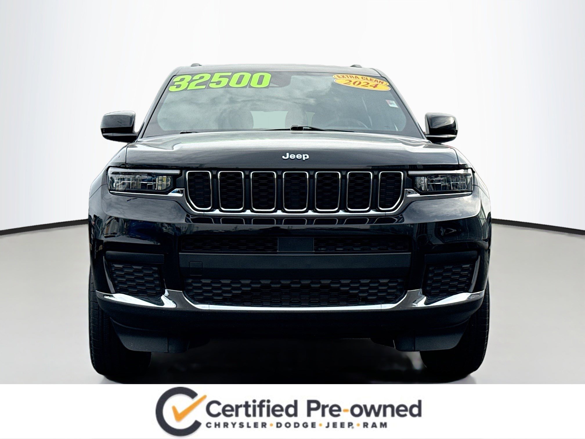 Used 2024 Jeep Grand Cherokee L Laredo w/ Luxury Tech Group I image 16