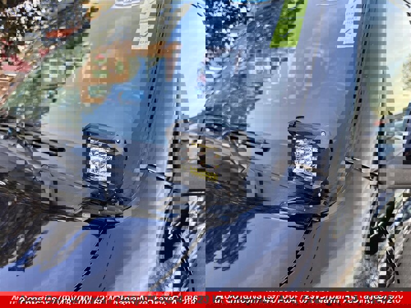 Used 2018 Toyota 4Runner SR5 image 38