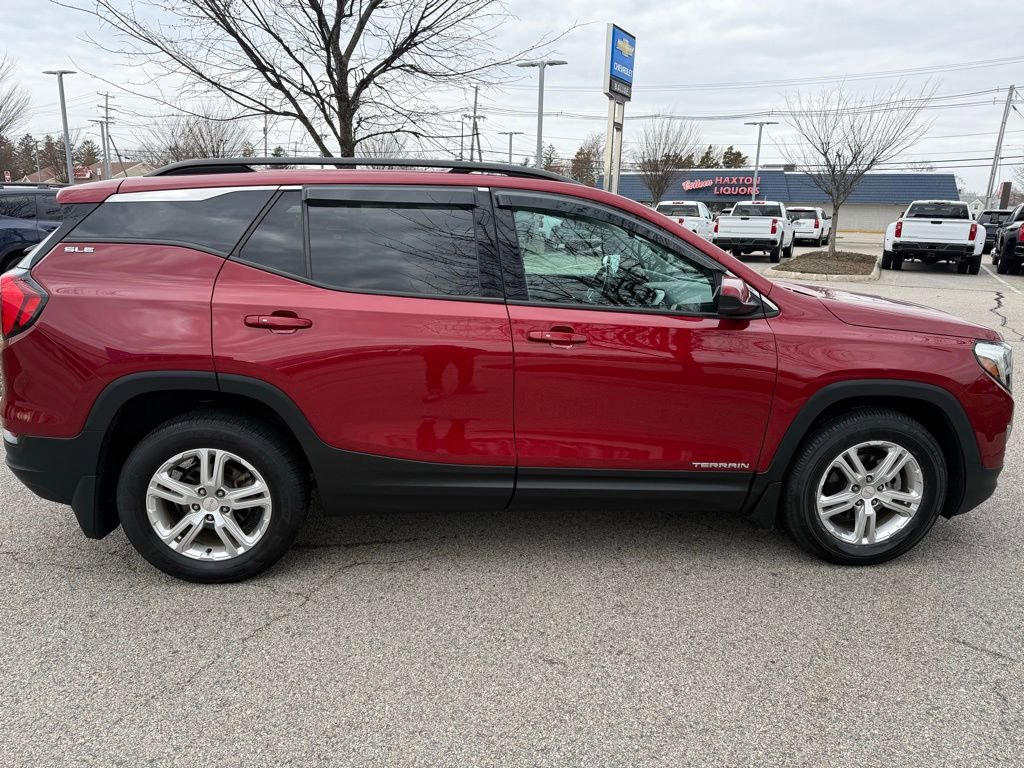 Used 2020 GMC Terrain SLE w/ Driver Convenience Package image 5