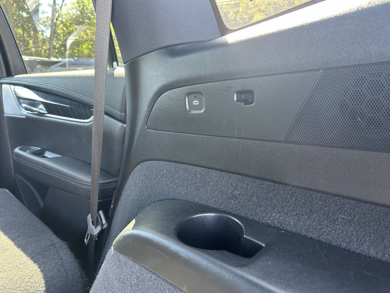 Used 2022 Cadillac XT6 Premium Luxury w/ Technology Package image 39