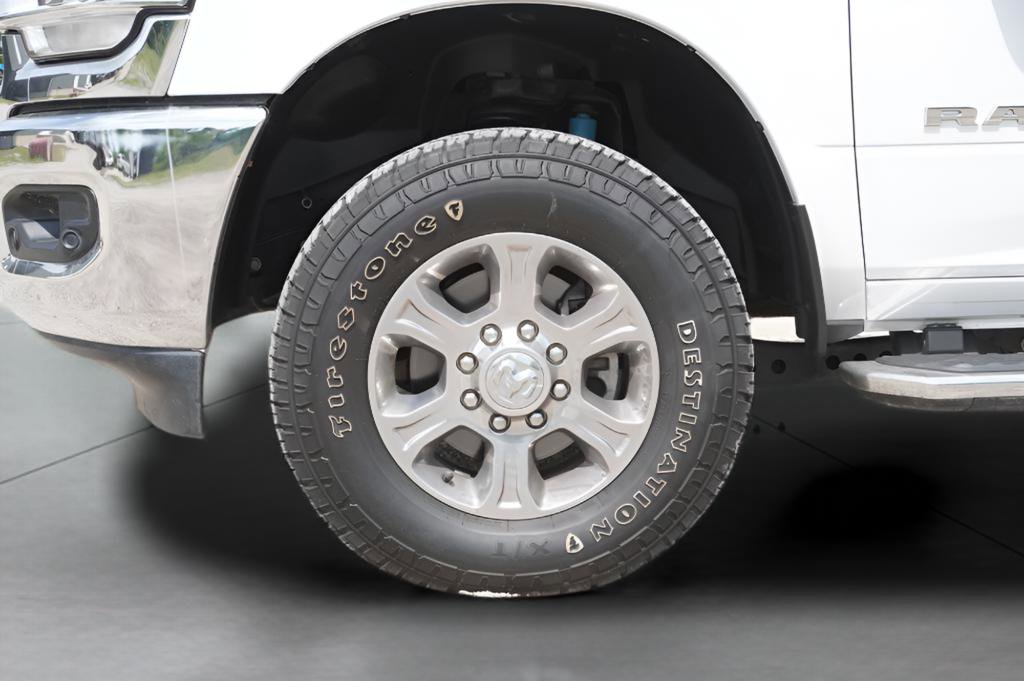 Used 2024 RAM 2500 Big Horn w/ Off Road Package AWD/4WD image 35
