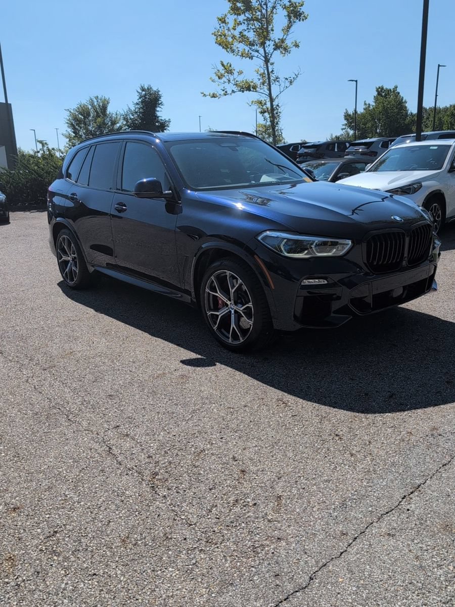 Used 2021 BMW X5 M50i w/ Executive Package AWD/4WD image 4