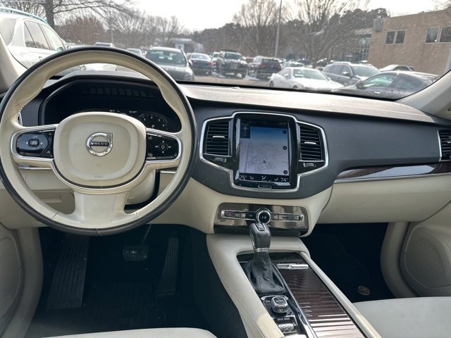Used 2016 Volvo XC90 T6 Momentum w/ Momentum Plus Package image 11