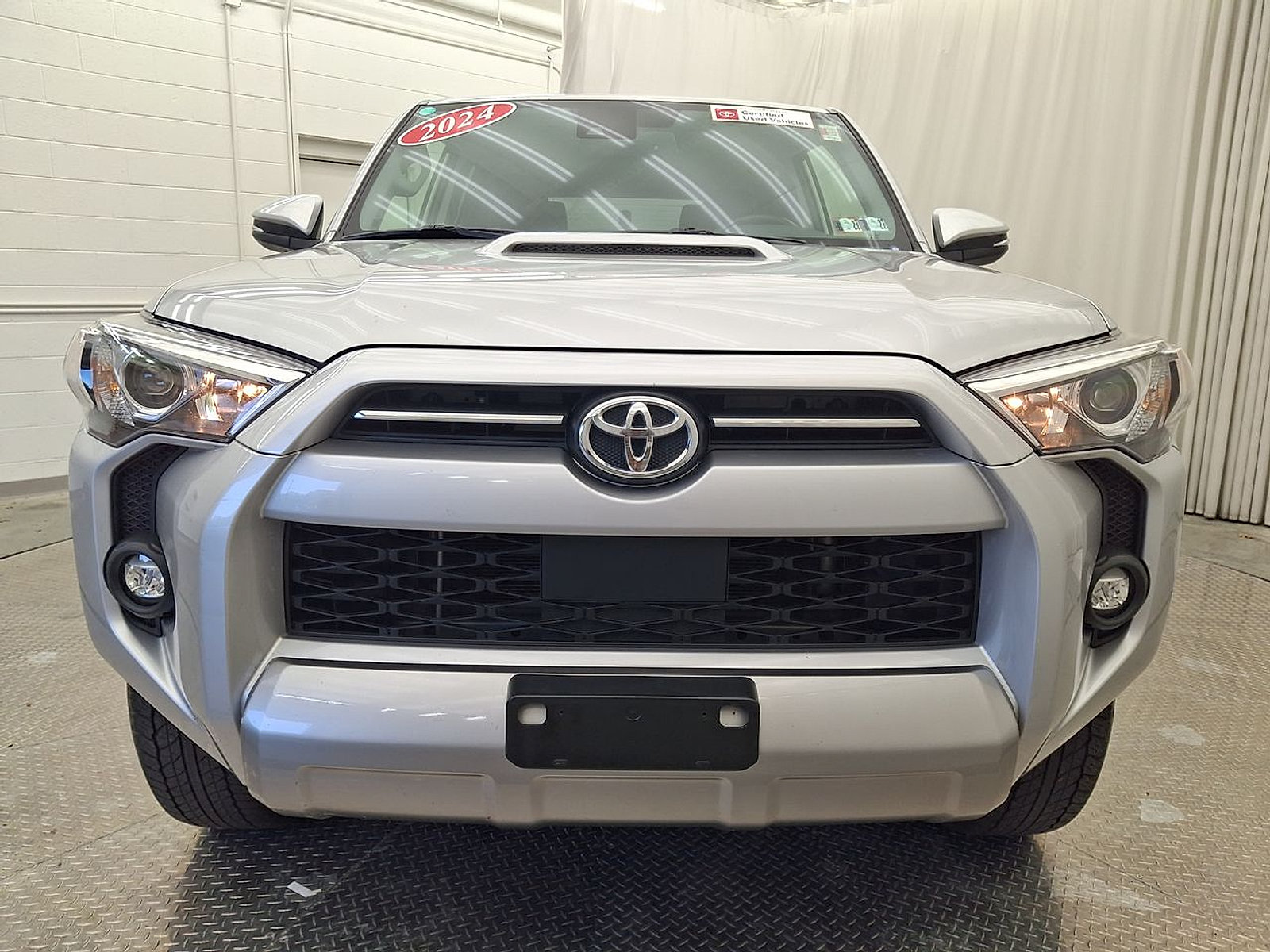 Certified 2024 Toyota 4Runner TRD Off-Road Premium AWD/4WD image 29