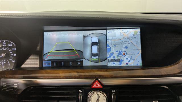 Used 2017 Genesis G90 3.3T Premium image 32