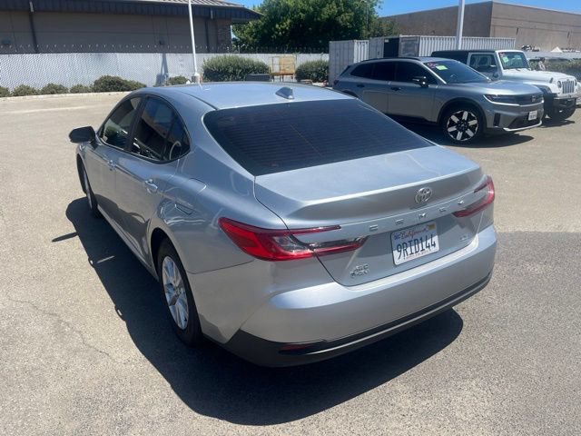 Used 2025 Toyota Camry LE AWD/4WD image 7