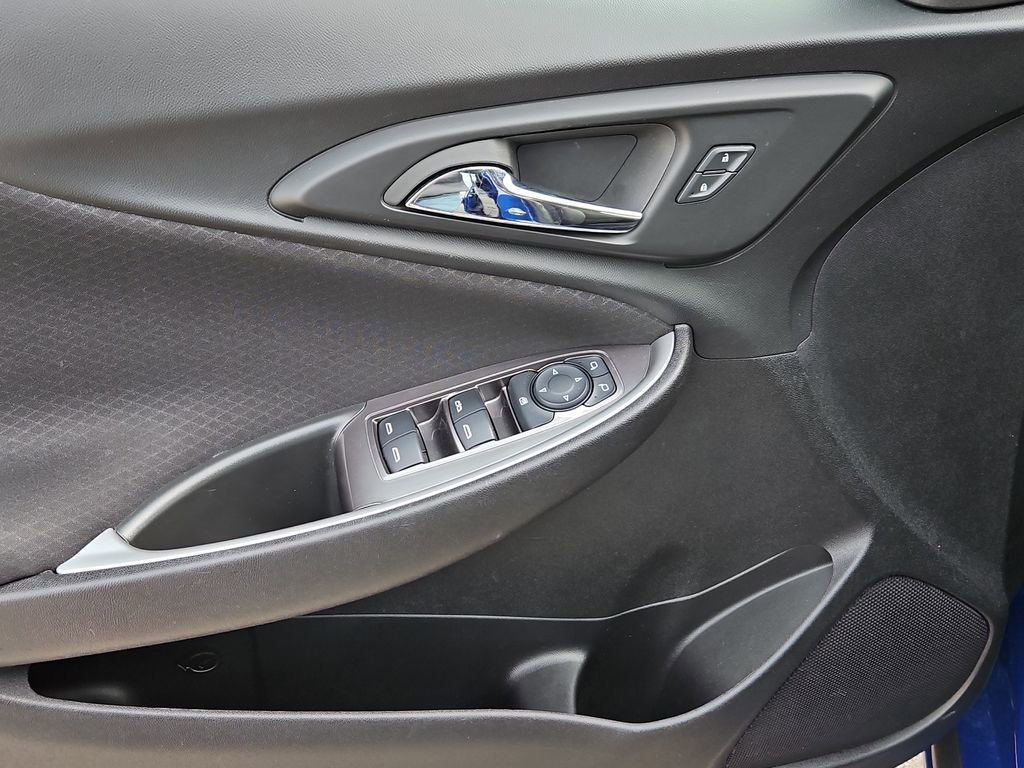 Used 2023 Chevrolet Malibu LT image 18