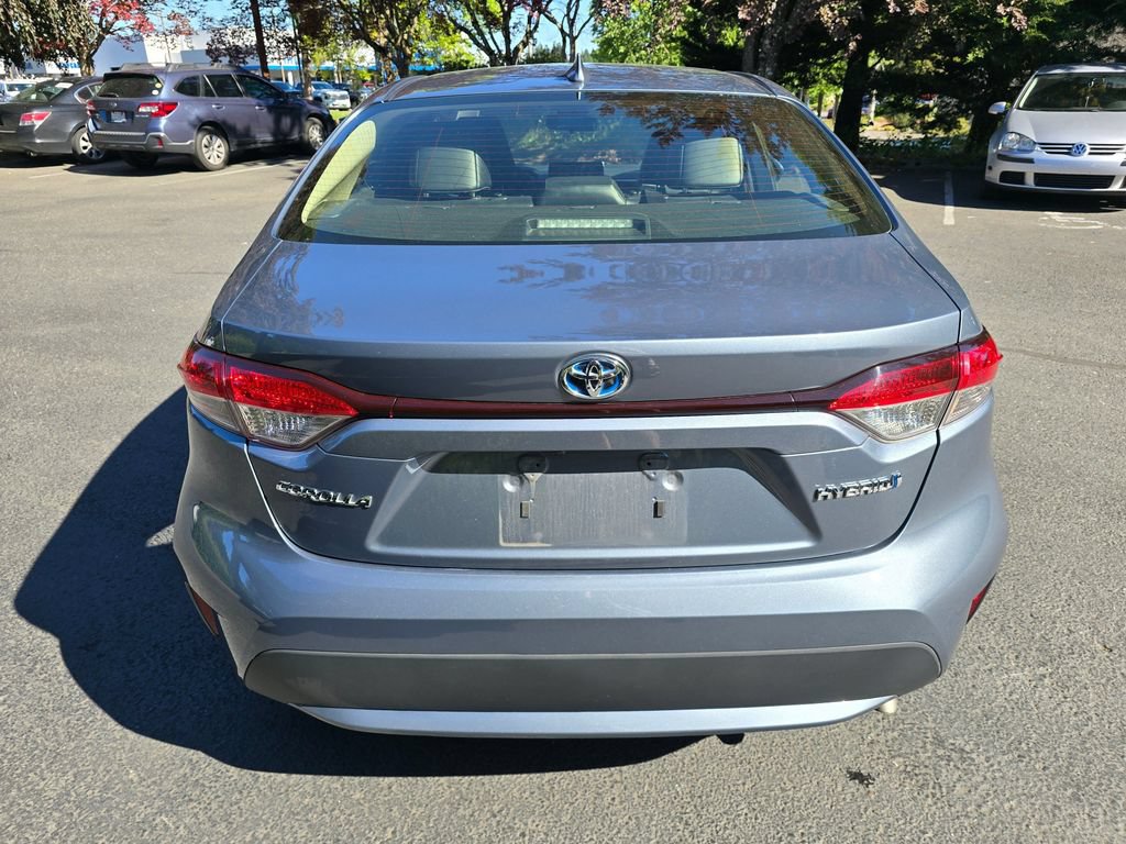 Used 2022 Toyota Corolla LE w/ Premium Interior Package FWD image 5