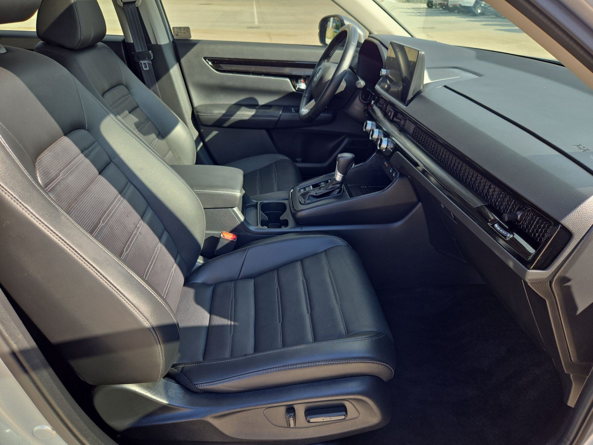 Certified 2026 Honda CR-V EX-L image 31