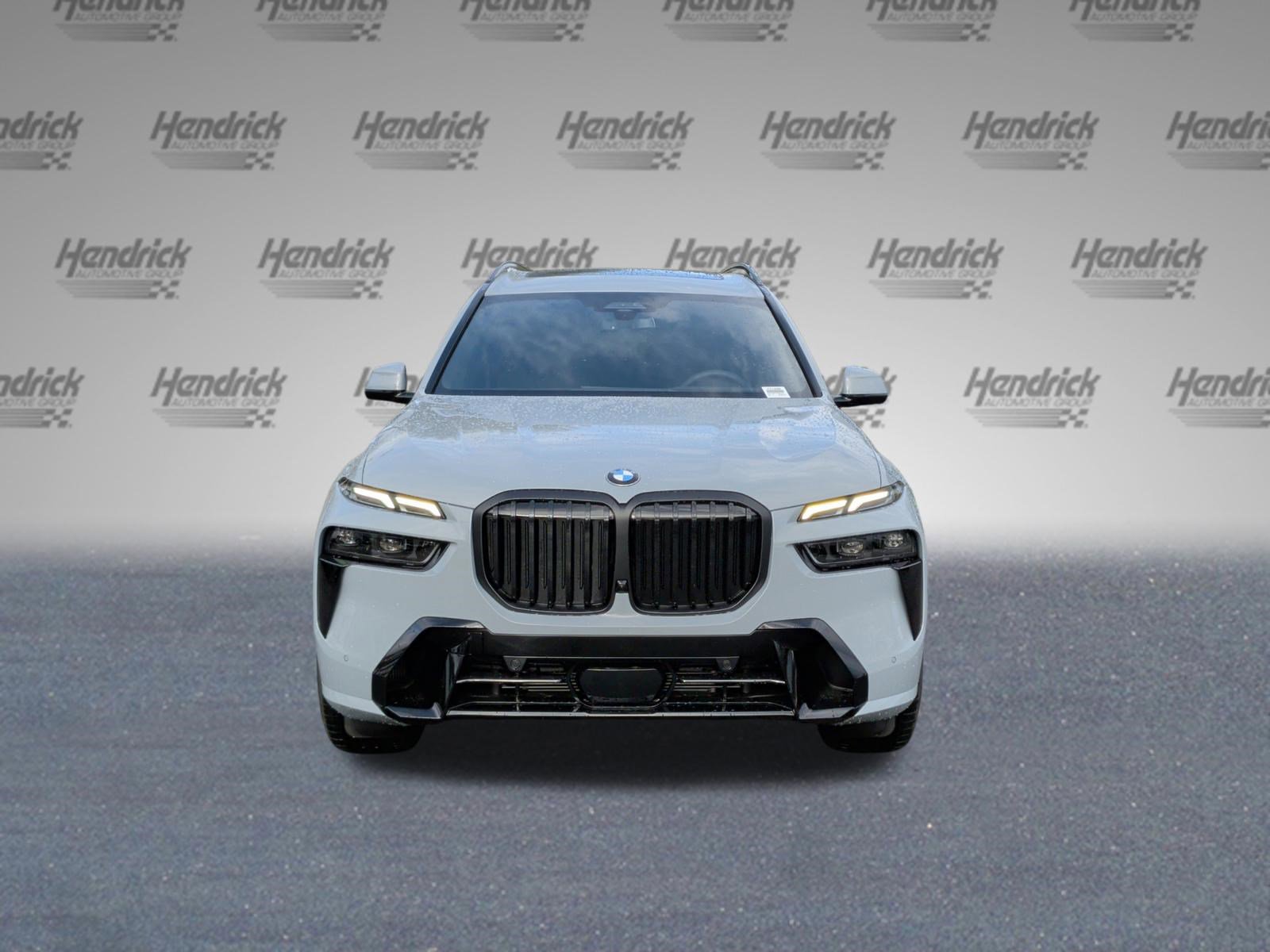 Certified 2026 BMW X7 xDrive40i w/ Executive Package image 8