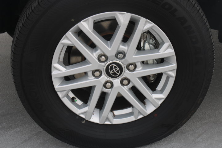 Used 2023 Toyota Tundra SR5 w/ SR5 Convenience Package RWD image 10