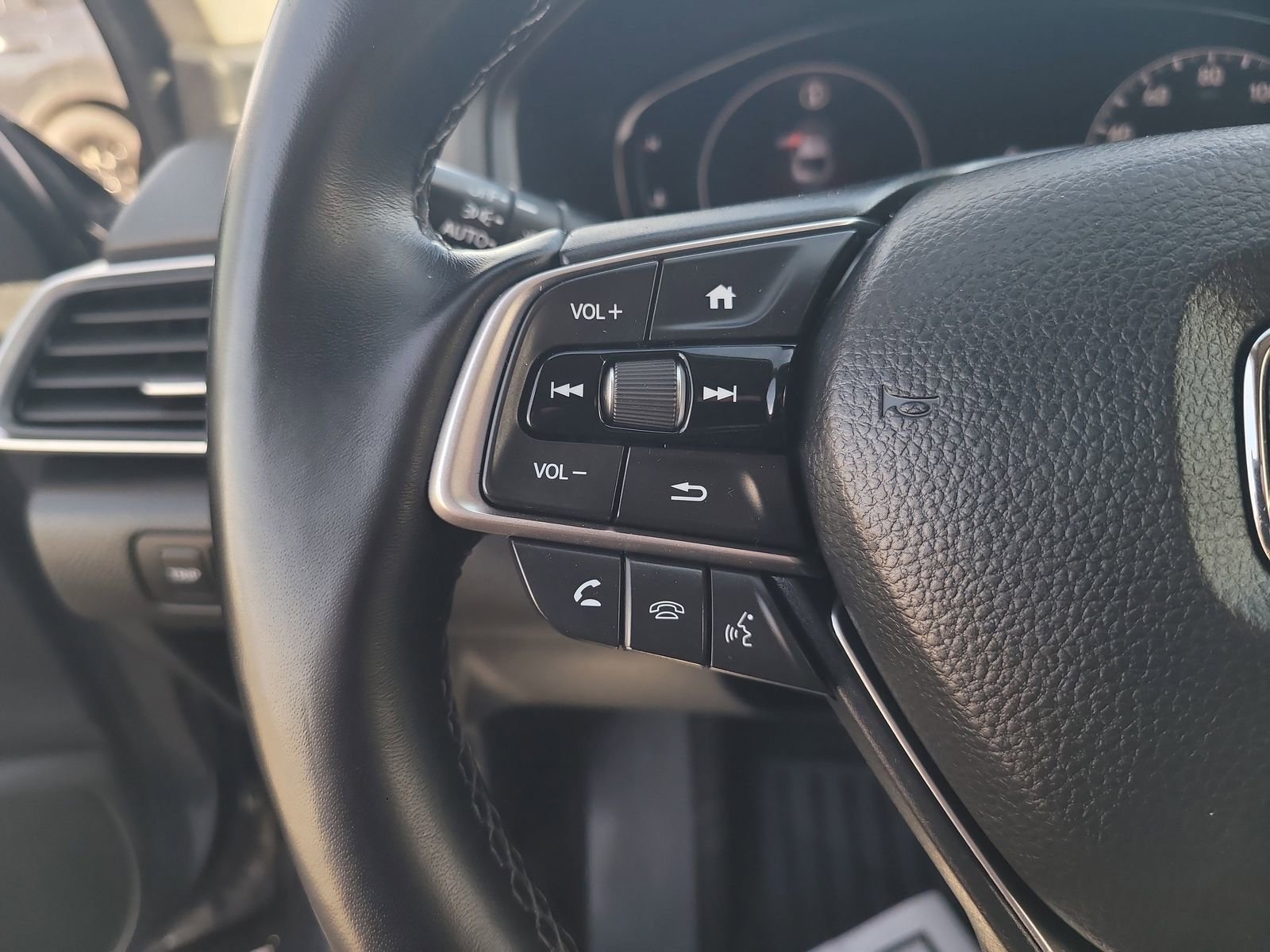 Used 2021 Honda Accord EX-L image 14