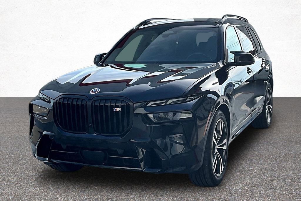 Used 2023 BMW X7 M60i AWD/4WD image 4