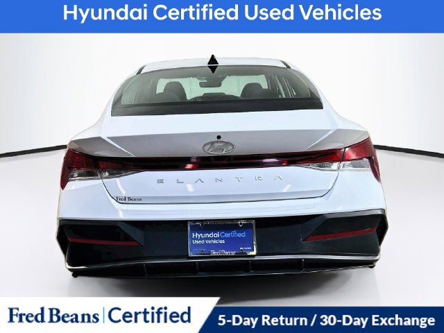 Certified 2024 Hyundai Elantra SEL FWD image 10