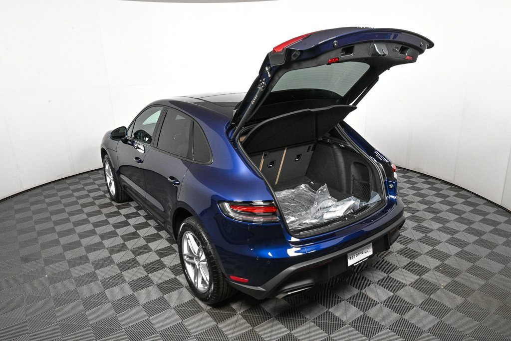 New 2026 Porsche Macan image 34