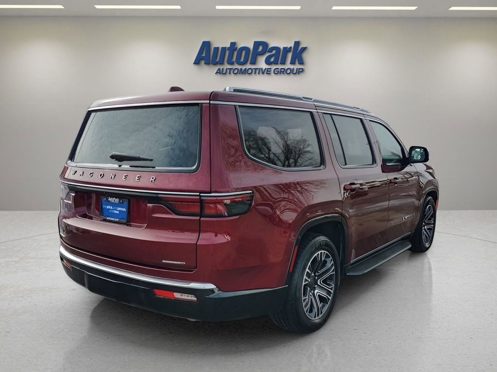 Used 2022 Jeep Wagoneer Series III w/ Flexible Seating Group AWD/4WD image 8