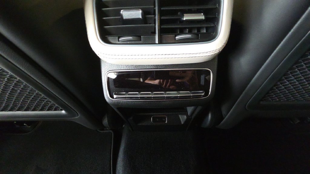 New 2026 Mercedes-Benz GLE 53 AMG 4MATIC Coupe image 26