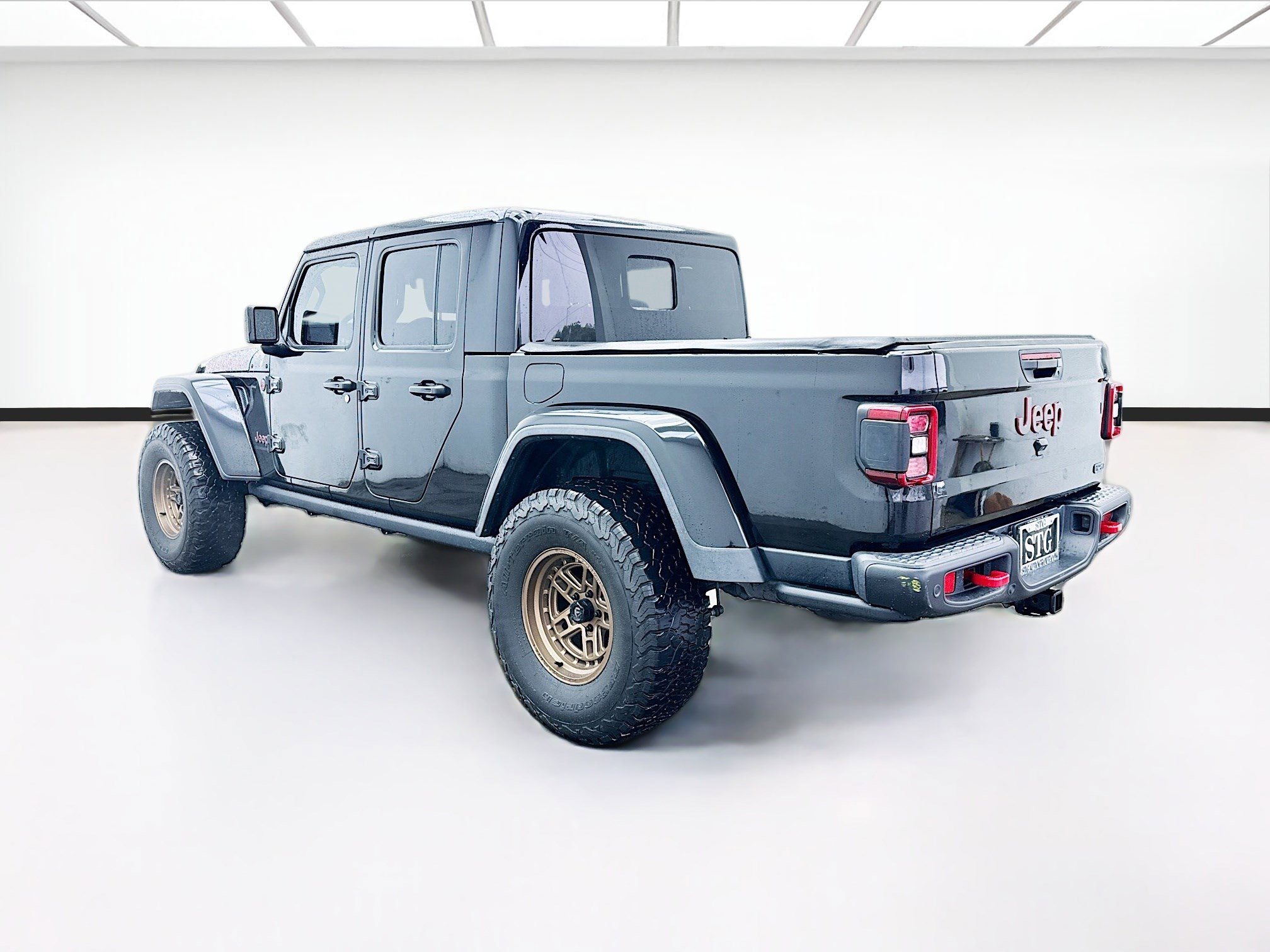 Used 2020 Jeep Gladiator Rubicon AWD/4WD image 6