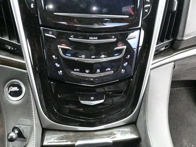 Used 2020 Cadillac Escalade ESV Platinum w/ Escalade Sport Edition image 13