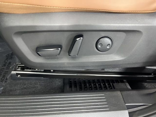 New 2026 Nissan Rogue Platinum image 32