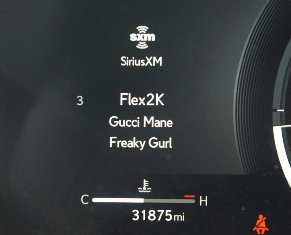 Used 2025 Lexus RX 350 AWD w/ Convenience Package image 4