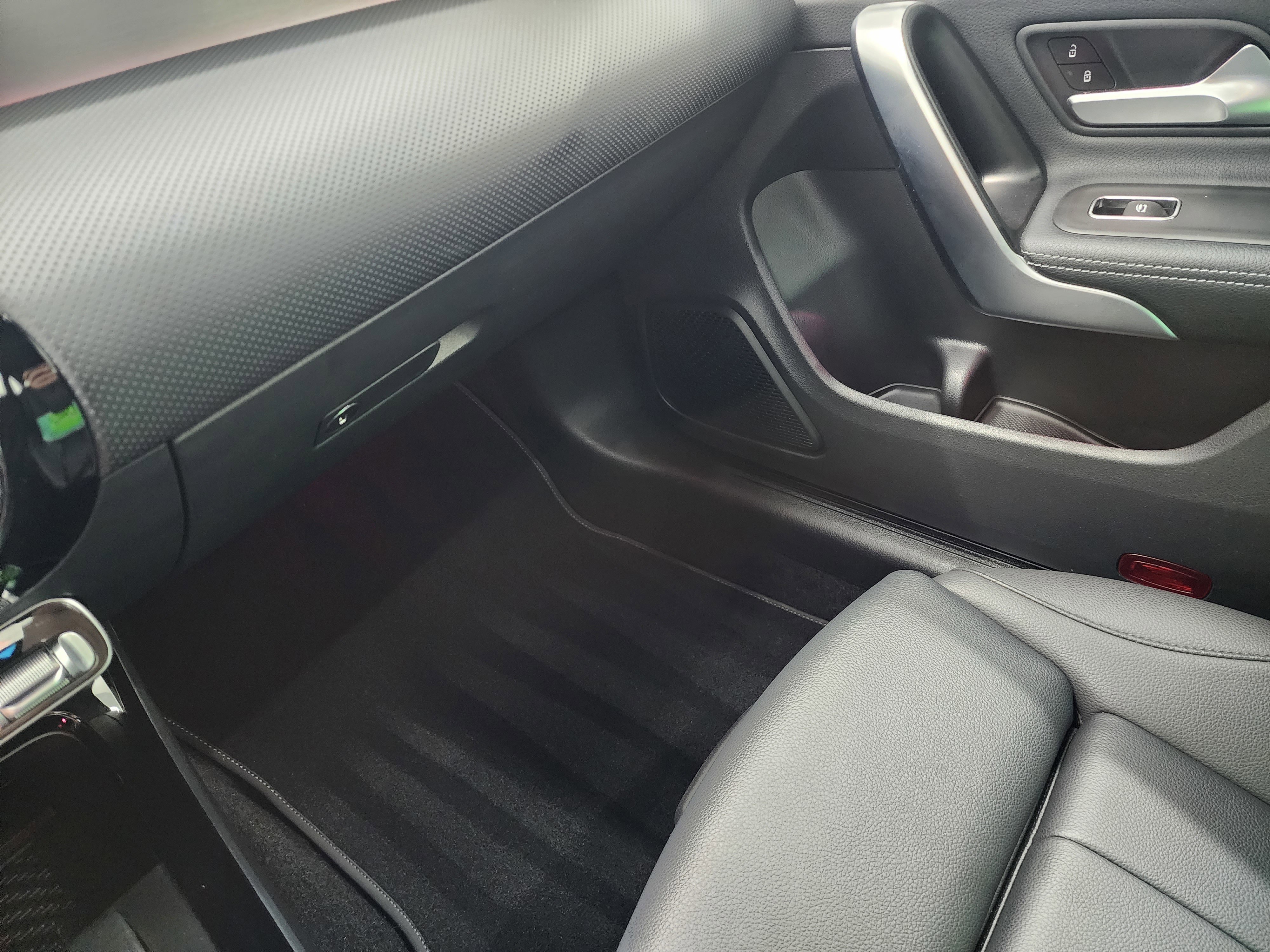 Used 2025 Mercedes-Benz CLA 250 4MATIC image 12