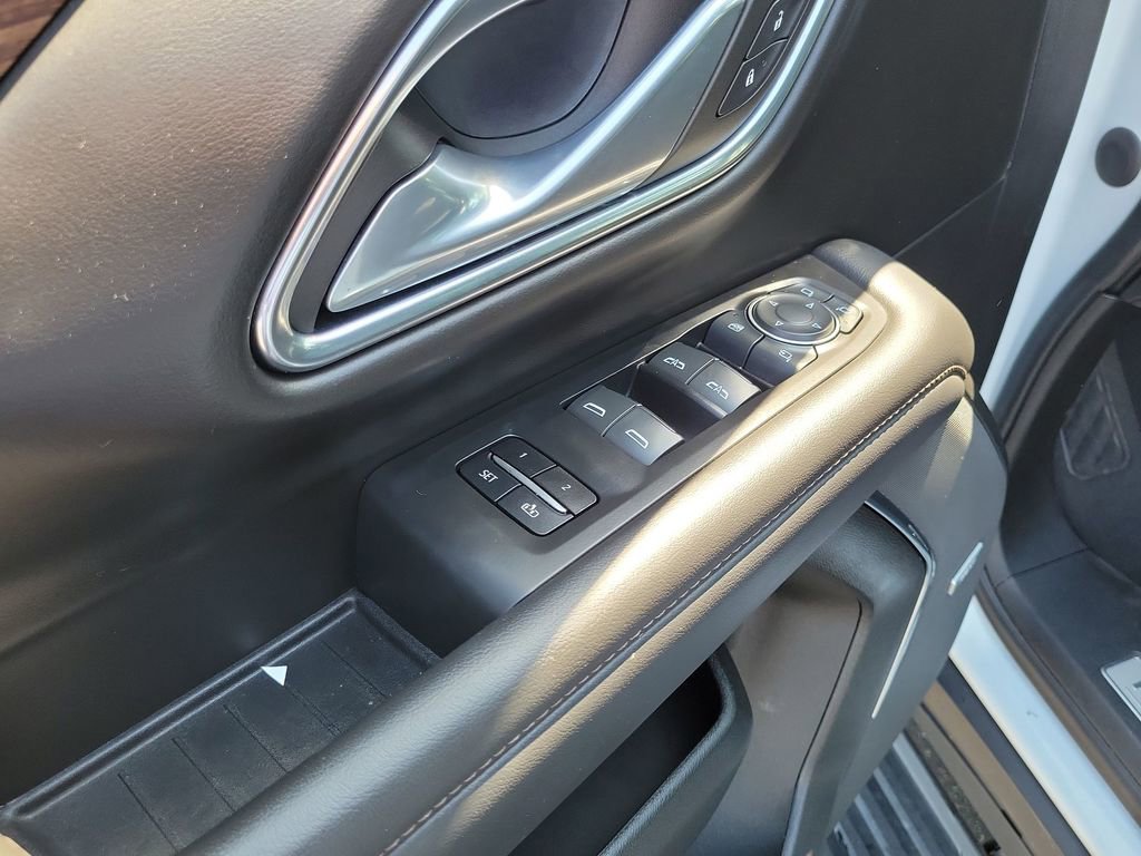 Used 2023 Chevrolet Tahoe High Country w/ Premium Package 2 image 24