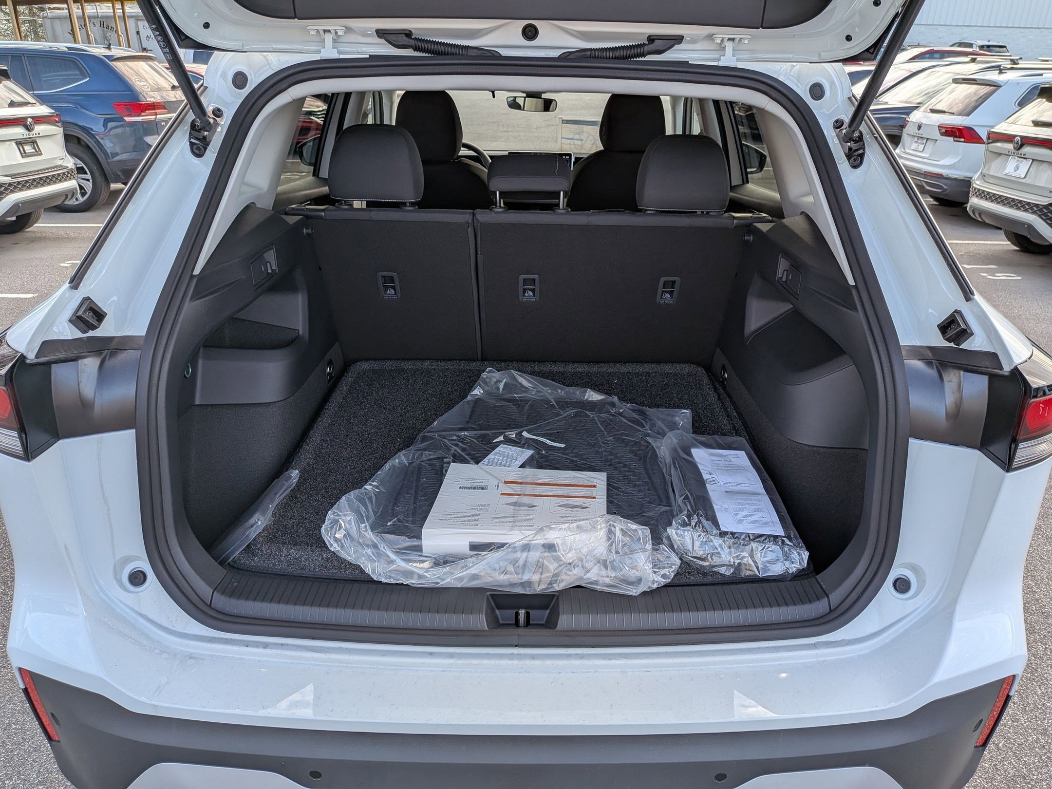New 2026 Volkswagen Tiguan S AWD/4WD image 30