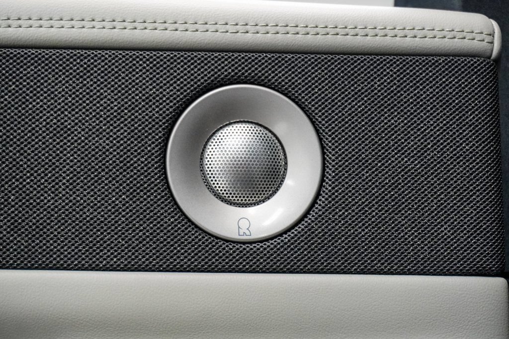Used 2025 Lincoln Navigator L Reserve AWD/4WD image 11