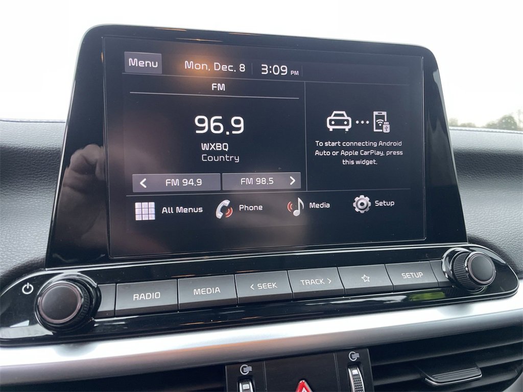 Certified 2022 Kia Forte LXS w/ LXS Technology Package image 11