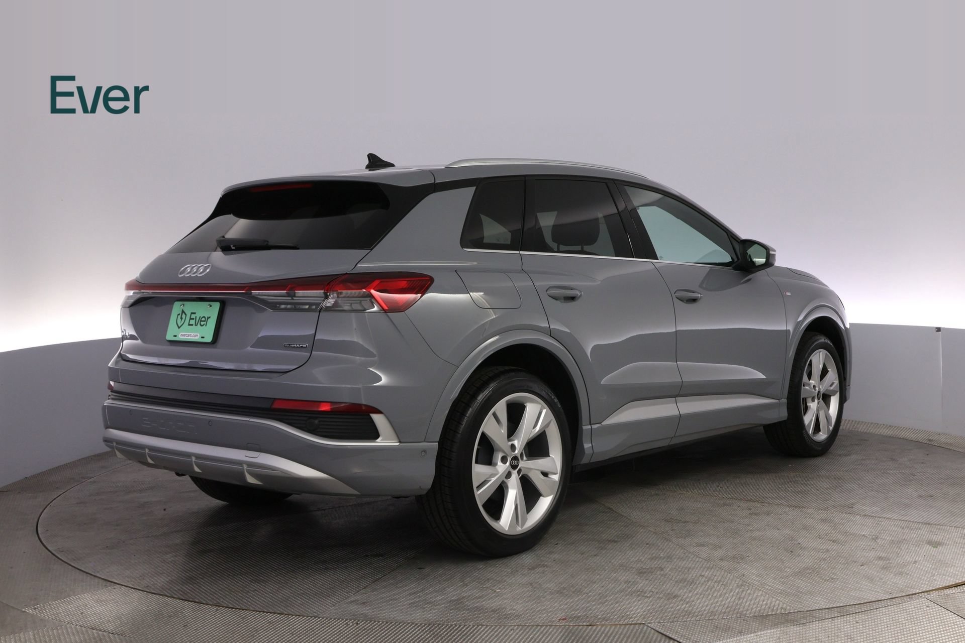 Used 2023 Audi Q4 e-tron Premium Plus w/ Premium Plus AWD/4WD image 3