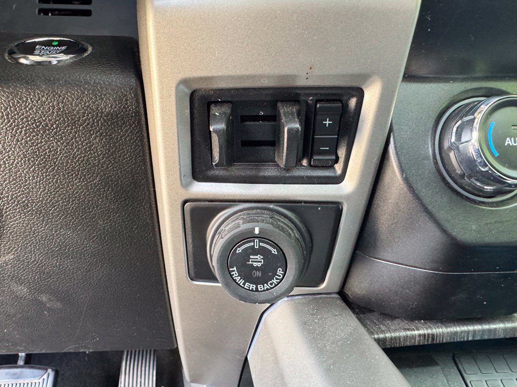 Used 2021 Ford F250 Lariat AWD/4WD image 22