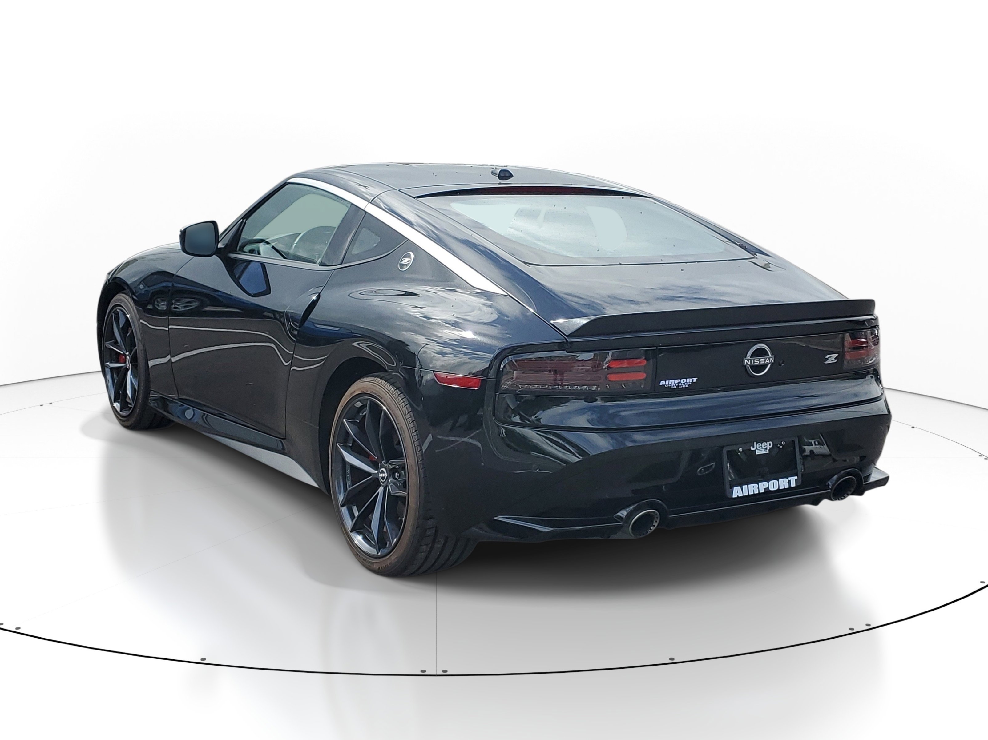 Used 2024 Nissan Z Performance w/ Floor Mat Package RWD image 4