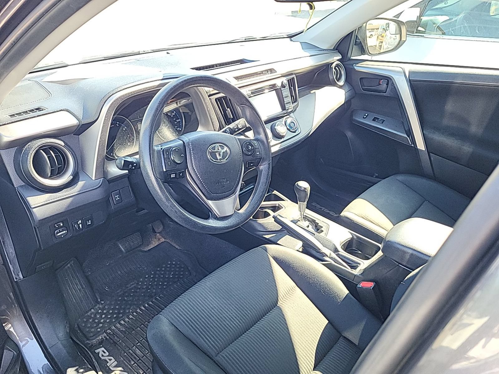 Used 2017 Toyota RAV4 LE w/ All Weather Liner Package AWD/4WD image 7