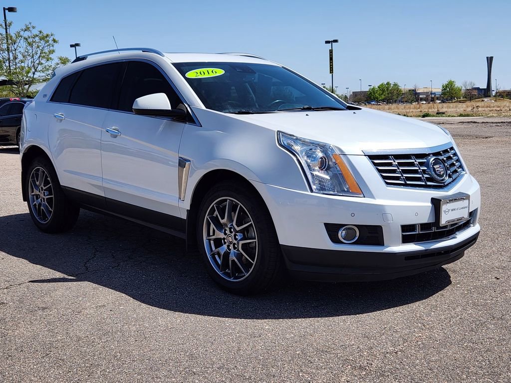 Used 2016 Cadillac SRX Premium w/ Driver Assist Package AWD/4WD image 4