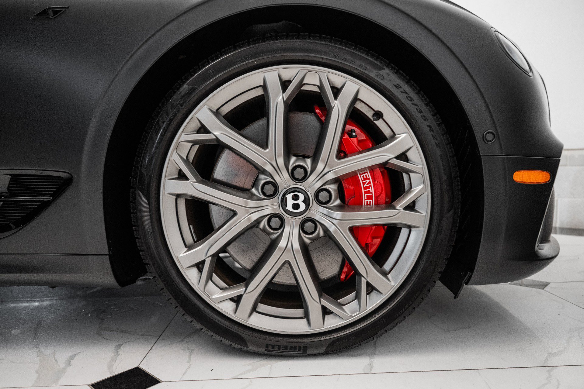 Used 2023 Bentley Continental GT V8 image 18