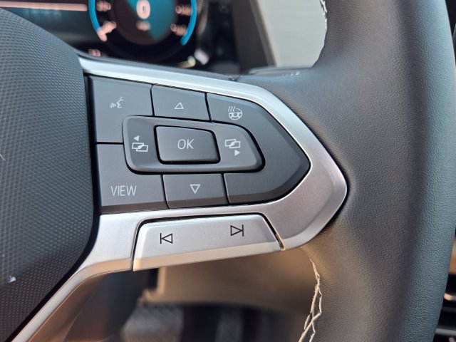 New 2026 Volkswagen Atlas Cross Sport SE FWD image 26