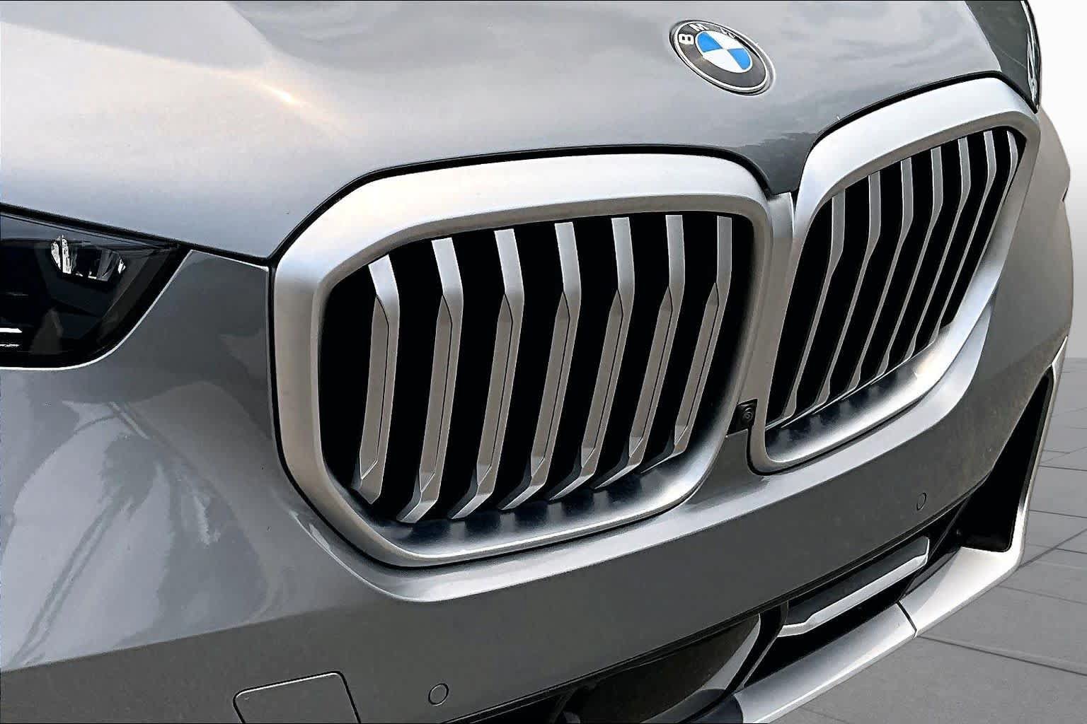 Used 2024 BMW X5 sDrive40i RWD image 32