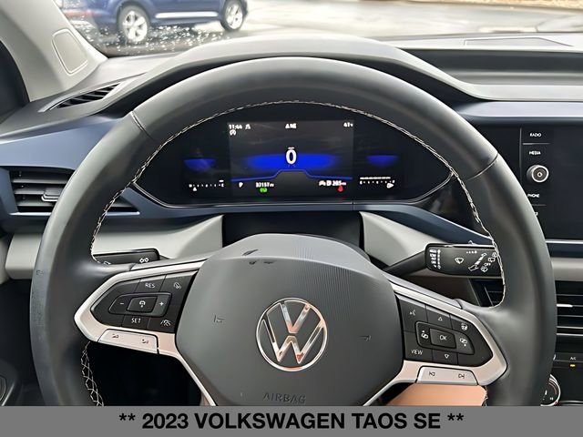 Used 2023 Volkswagen Taos SE w/ Panoramic Sunroof Package image 25