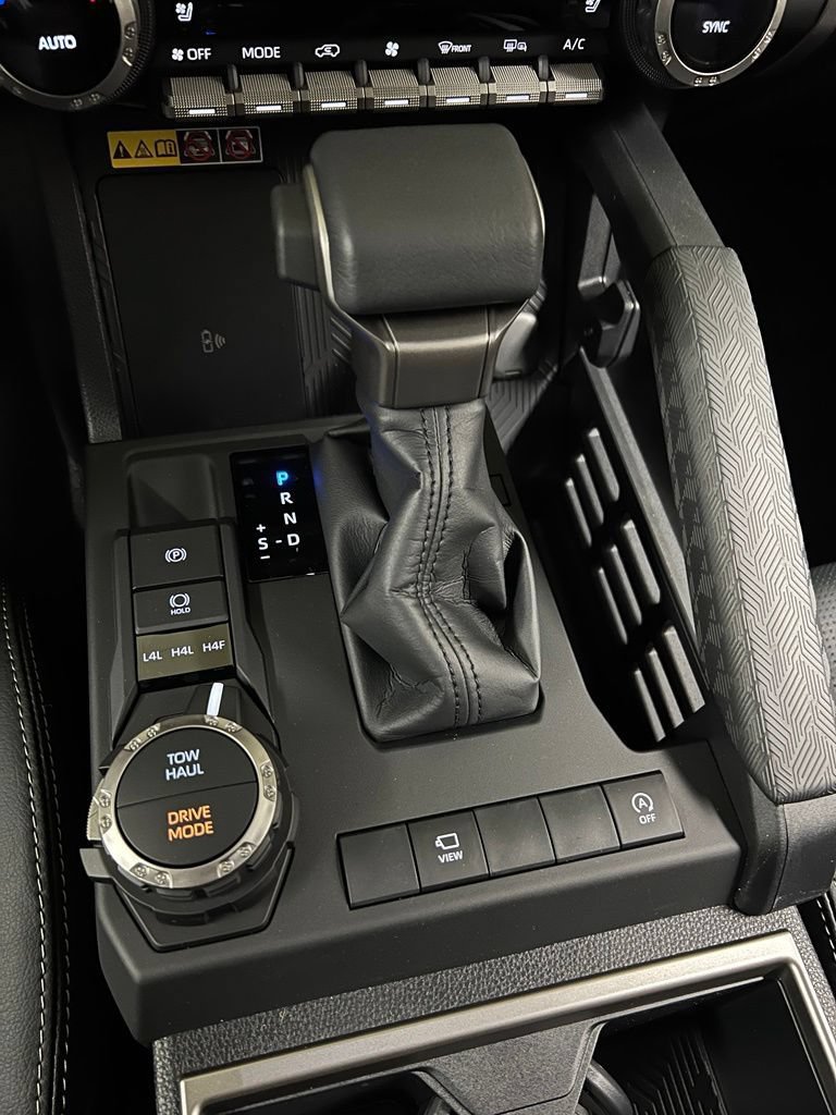 New 2026 Toyota 4Runner Limited AWD/4WD image 23