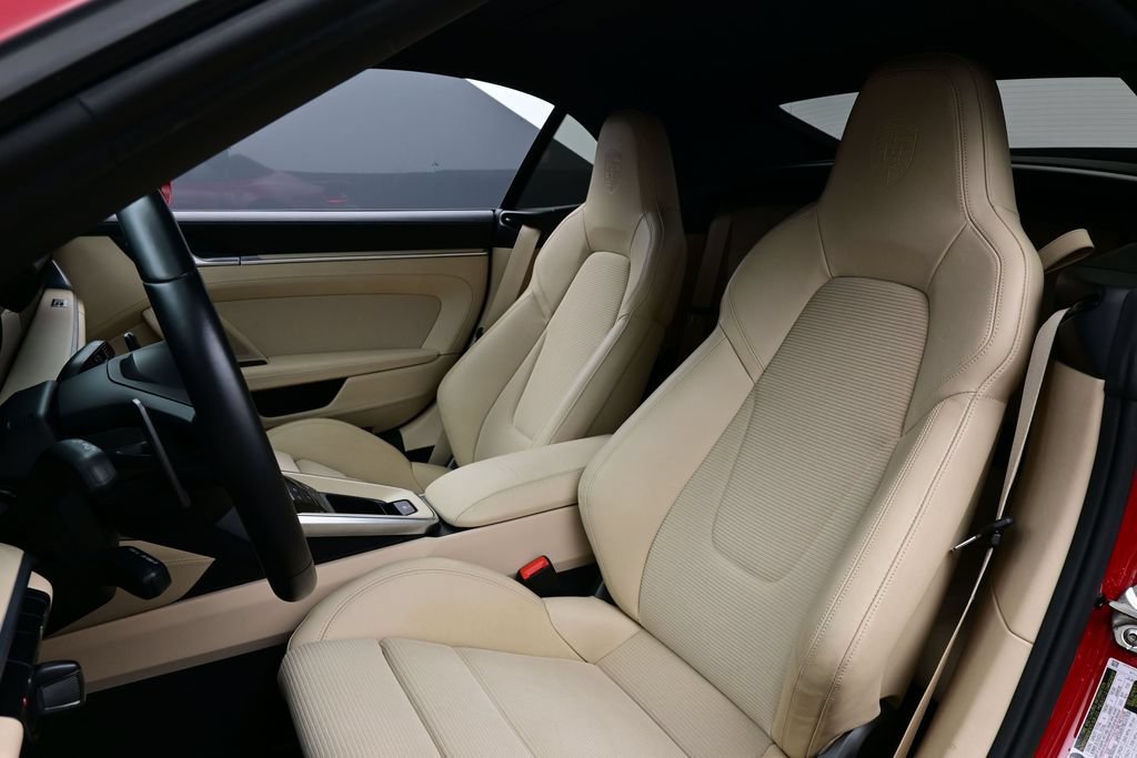 Used 2025 Porsche 911 Turbo S AWD/4WD image 5