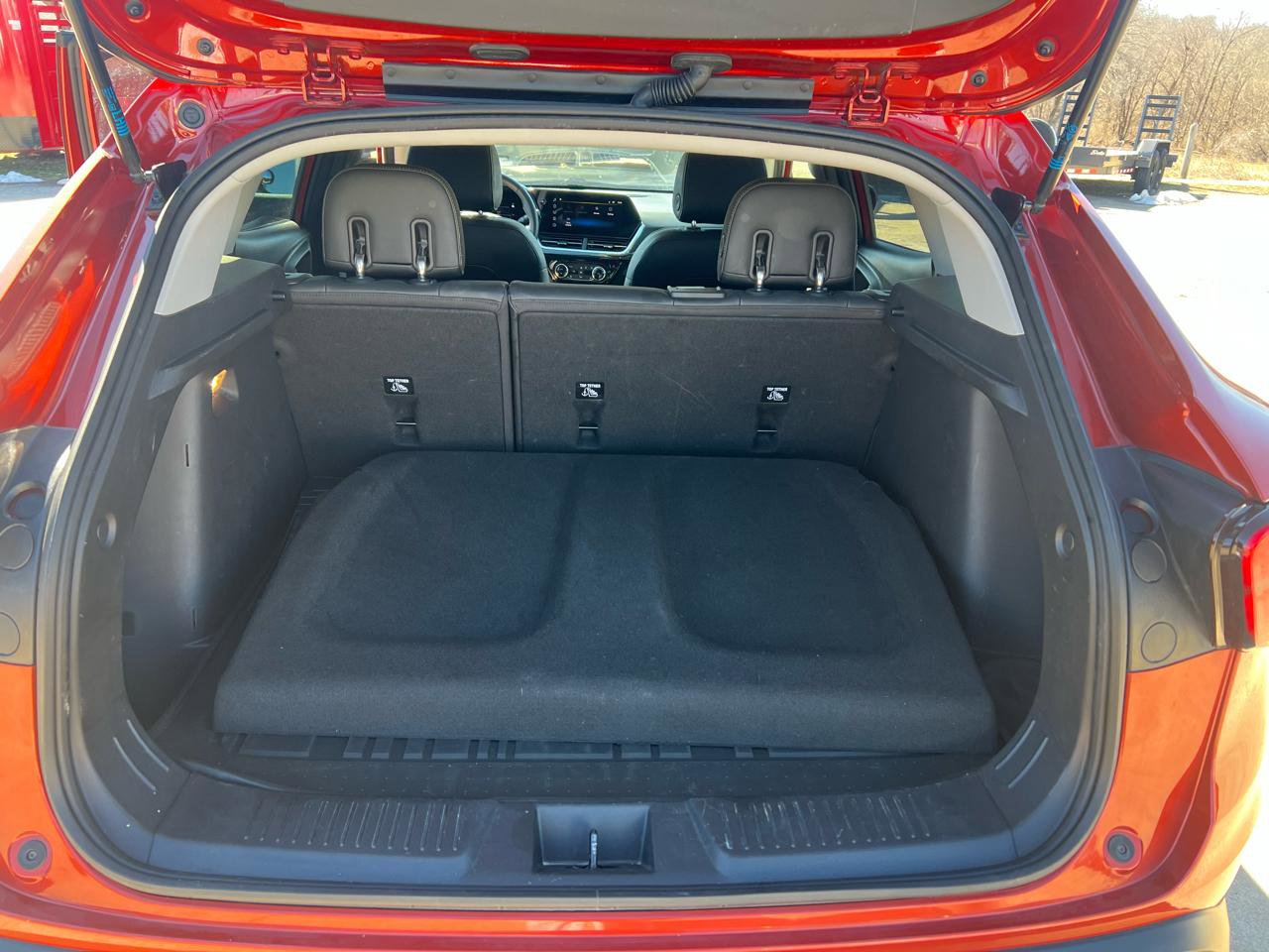 Used 2024 Chevrolet Trax ACTIV w/ Sunroof Package image 9