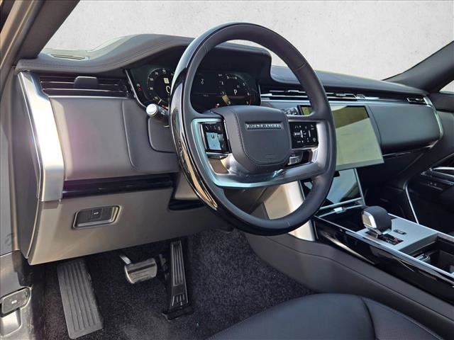 New 2026 Land Rover Range Rover SE image 3