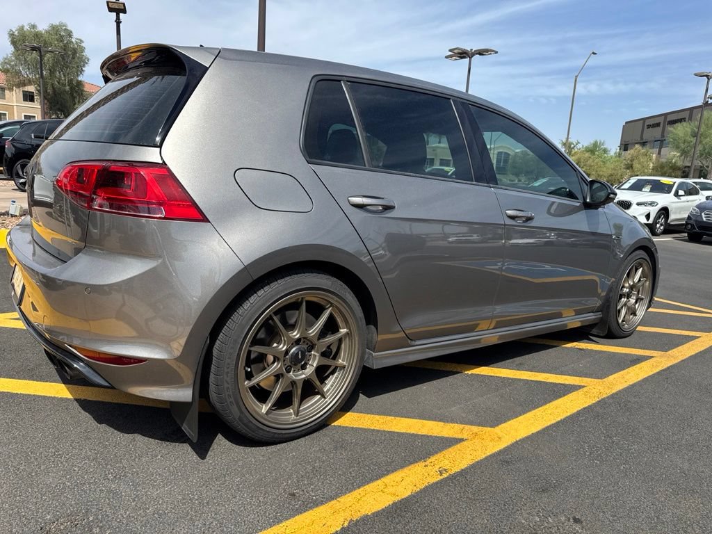 Used 2017 Volkswagen Golf R 4-Door AWD/4WD image 7