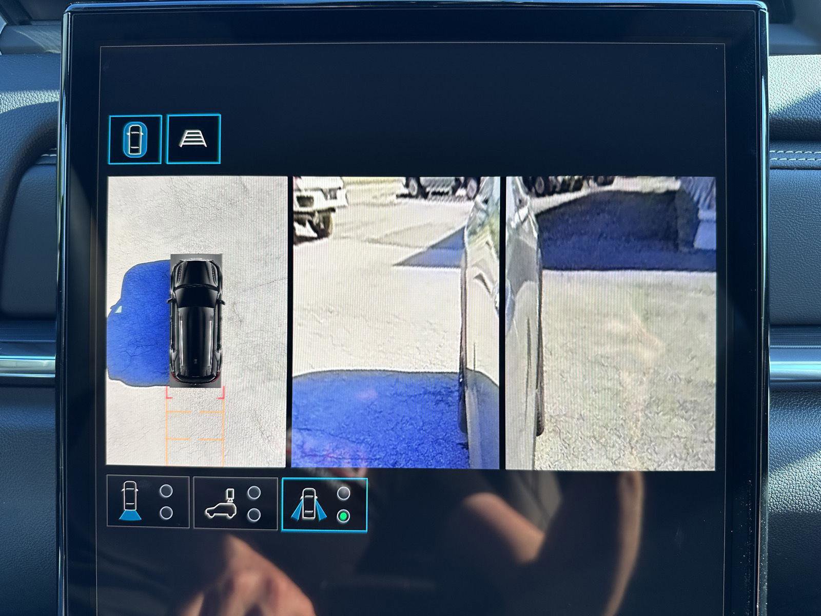 New 2026 GMC Terrain Elevation w/ Elevation Premium Package image 25