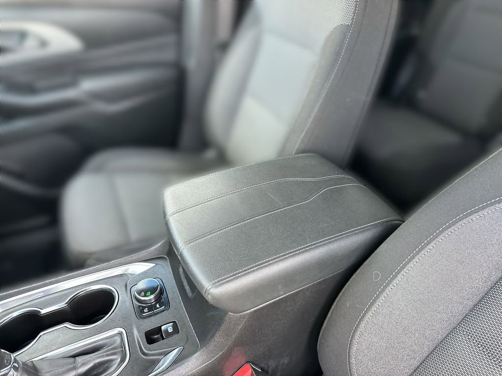 Used 2022 Chevrolet Traverse LT image 20